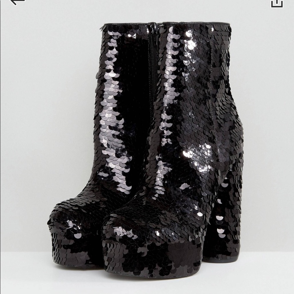 Ankle Boots - Black sequins
